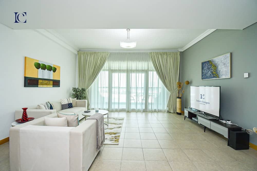 Palm Jumeirah's Spectacular Ocean-View Apartment - NBT — 3