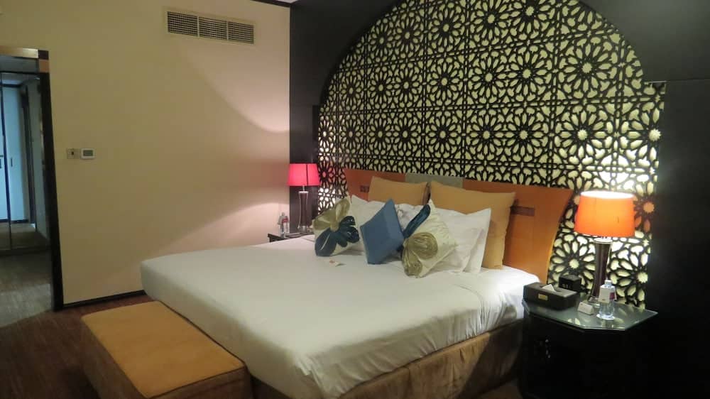 THE PARK HOTEL Formerly Al Jawhara Gardens — 4