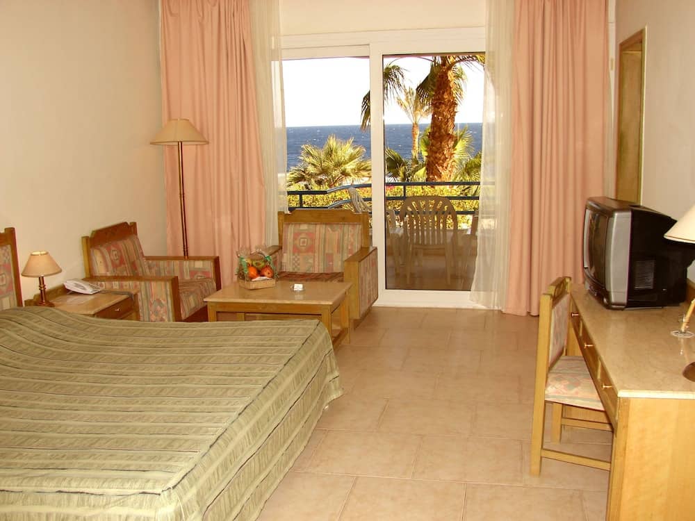 Queen Sharm Resort — 3