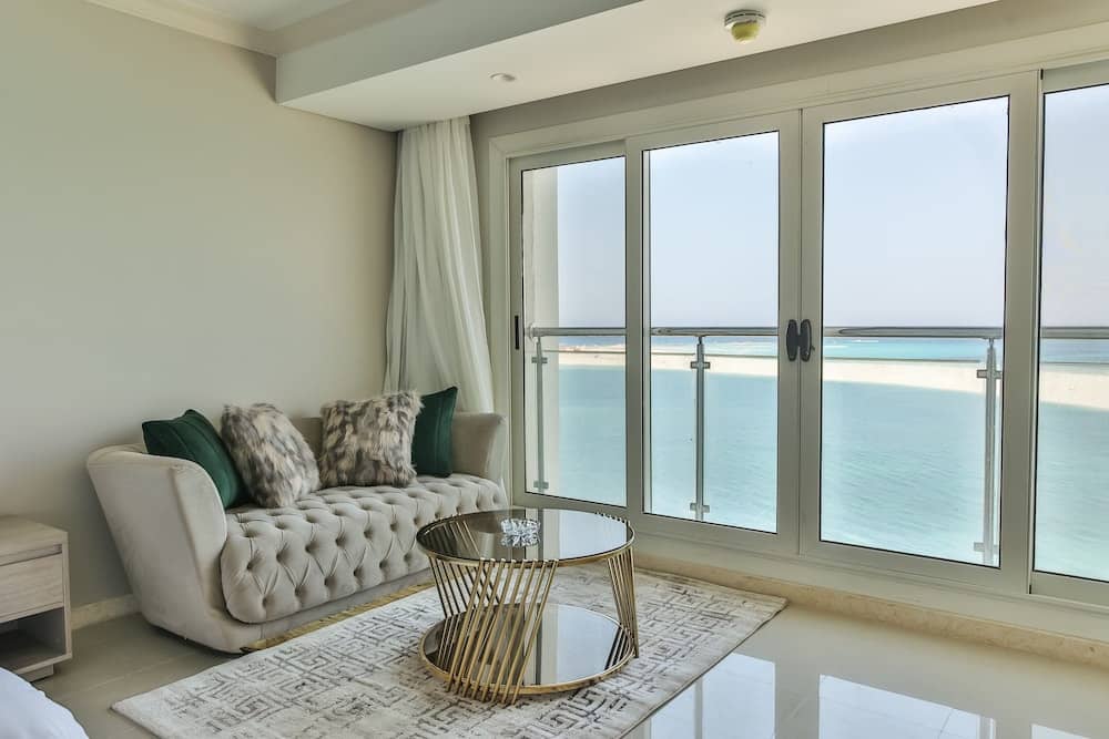 Triumph White Sands — 4