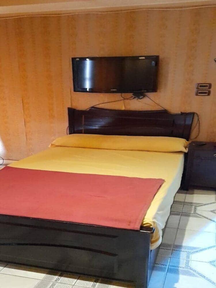 Alkadi Hotel — 5