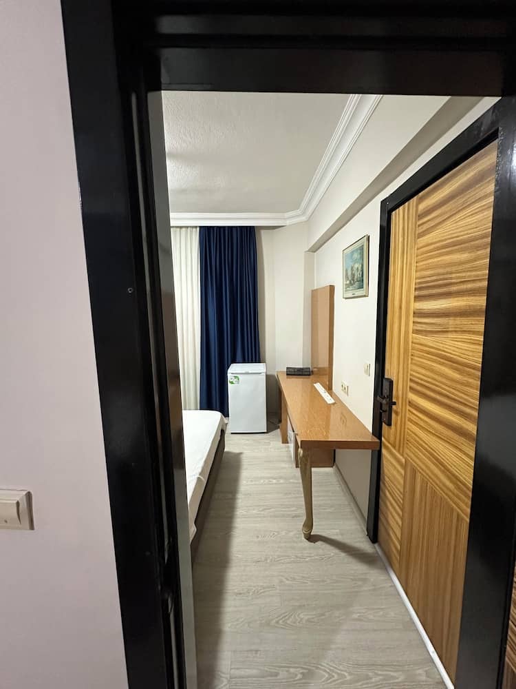 Serenity Suit Hotel — 2