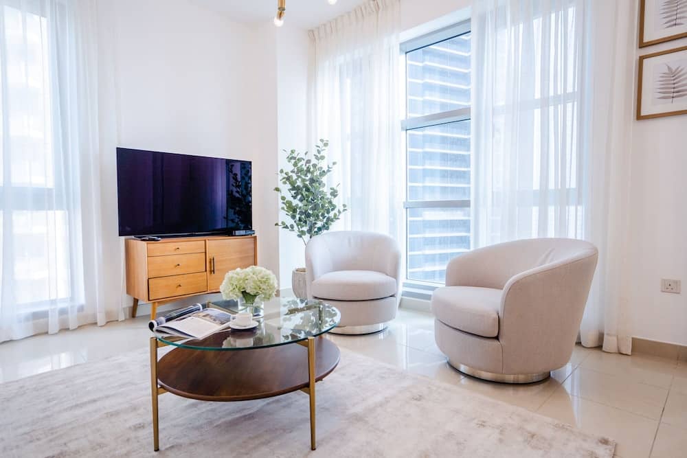 Nasma Luxury Stays - Standpoint Tower A — 4
