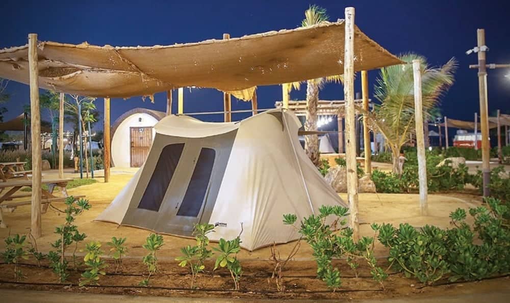Bab Al Nojoum Hudayriyat Camp — 3