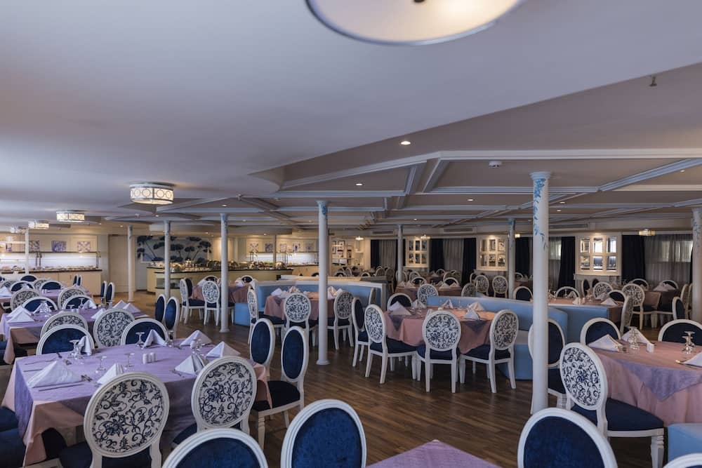 SUNRISE Semiramis I Cruise — 4