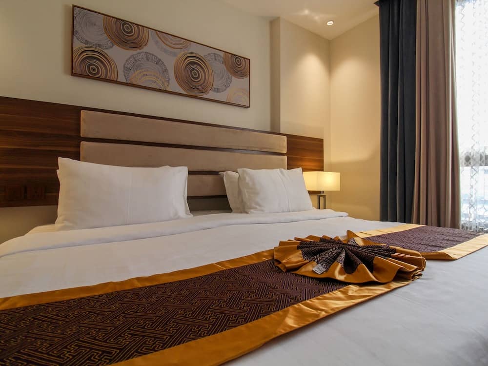 Friesian Hotel — 4