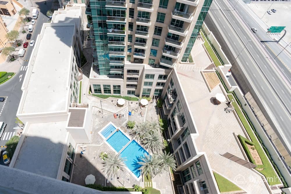 Dream Inn Dubai Apartments - Burj Views — 4