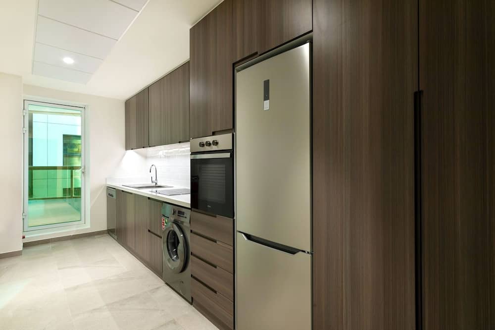 Maison Privee - Millennium Executive Tower — 4