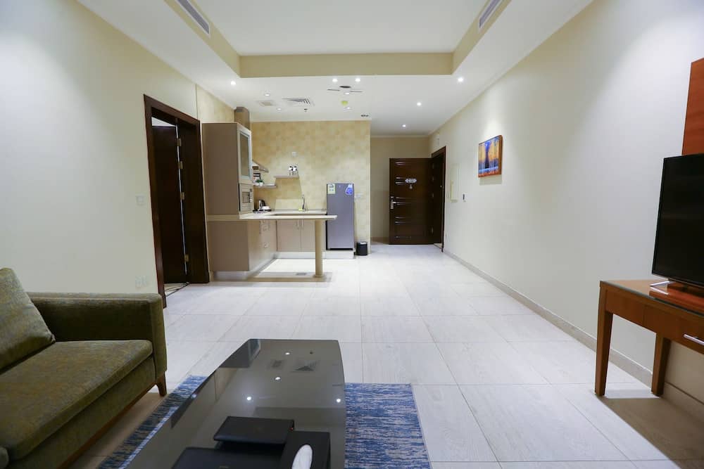 Lotaz Hotel Suites - Al Salamah — 3
