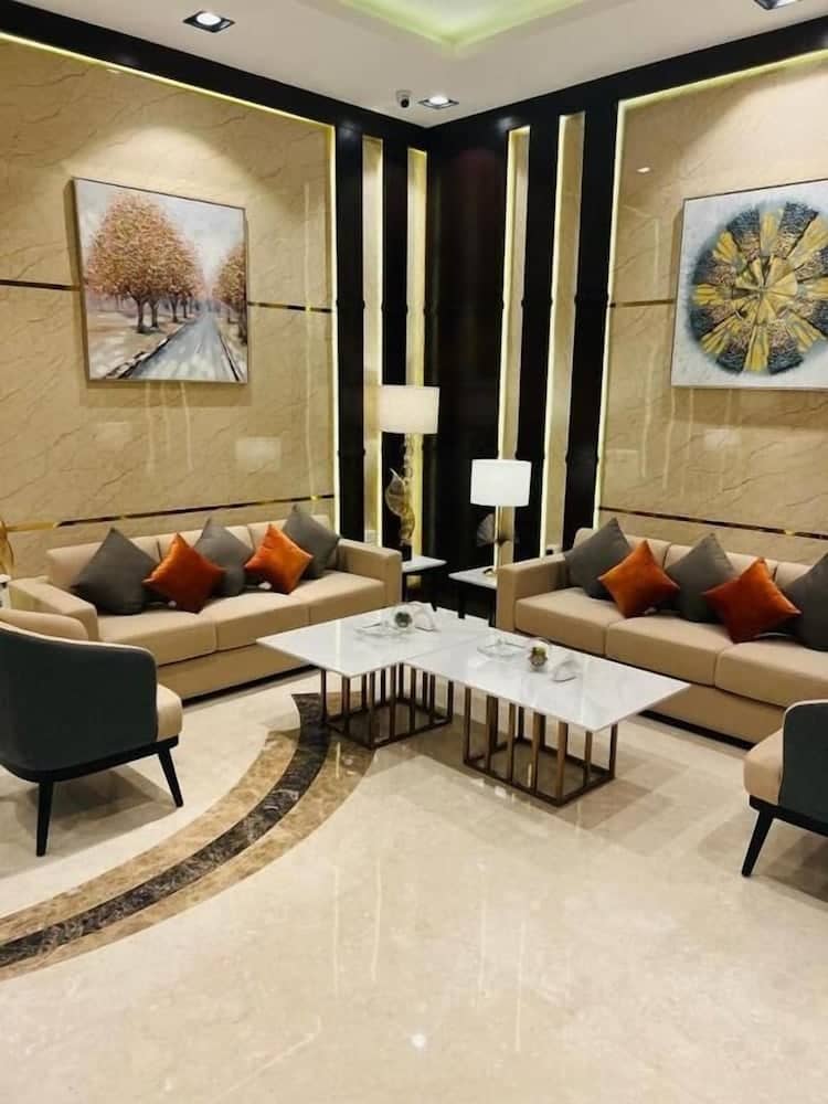 Skoop Hotel Jeddah — 2