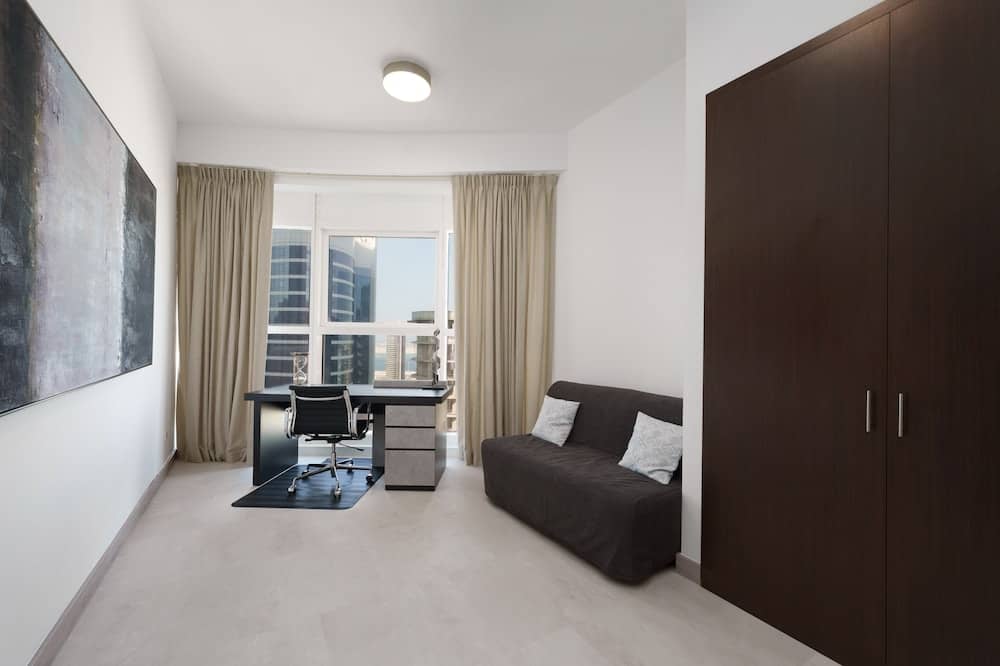 Maison Privee - Elegant and Panoramic Sea View Apt on Al Reem Island — 3