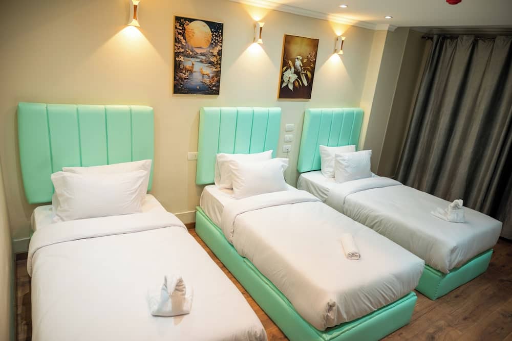 Soft Hotel — 4