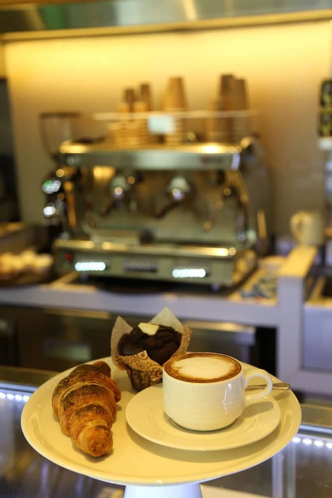 Centro Al Manhal by Rotana — 5