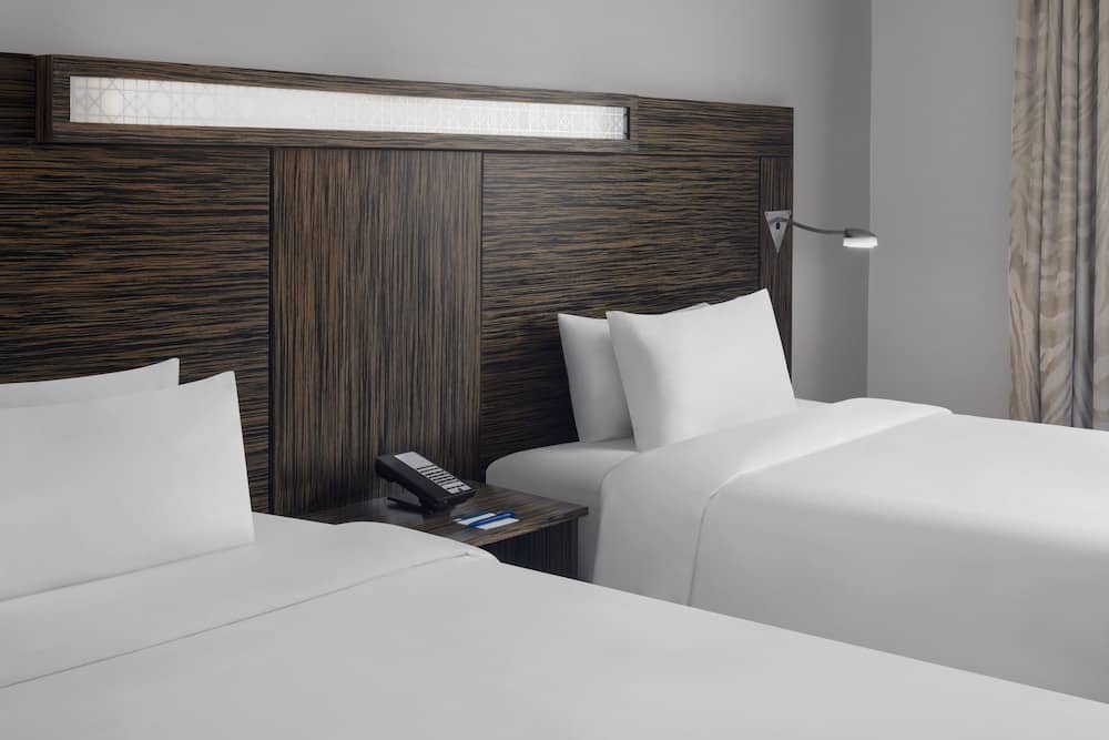 Holiday Inn Express Dubai Jumeirah by IHG — 3