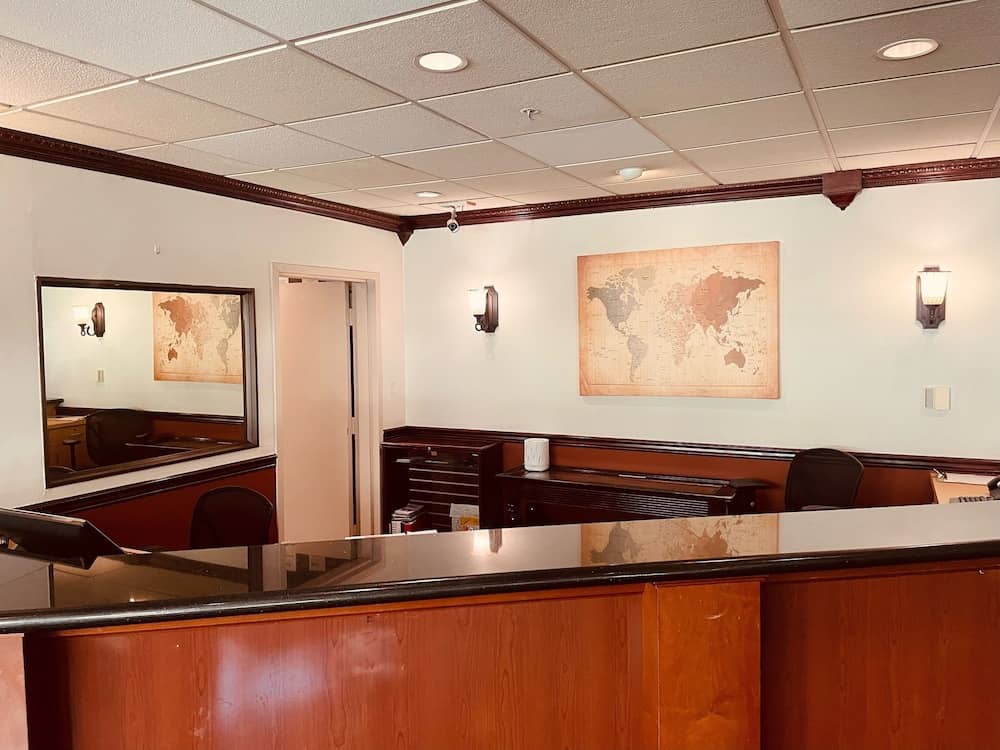 SureStay by Best Western Richmond Vancouver Airport — 3