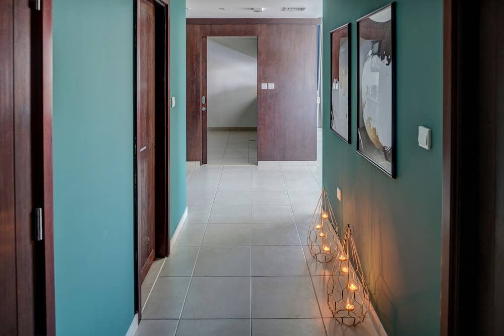 Luxury Staycation - The Residences Tower — 3