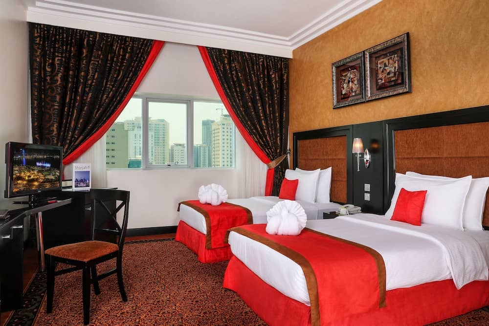 Royal Grand Suite Hotel — 4