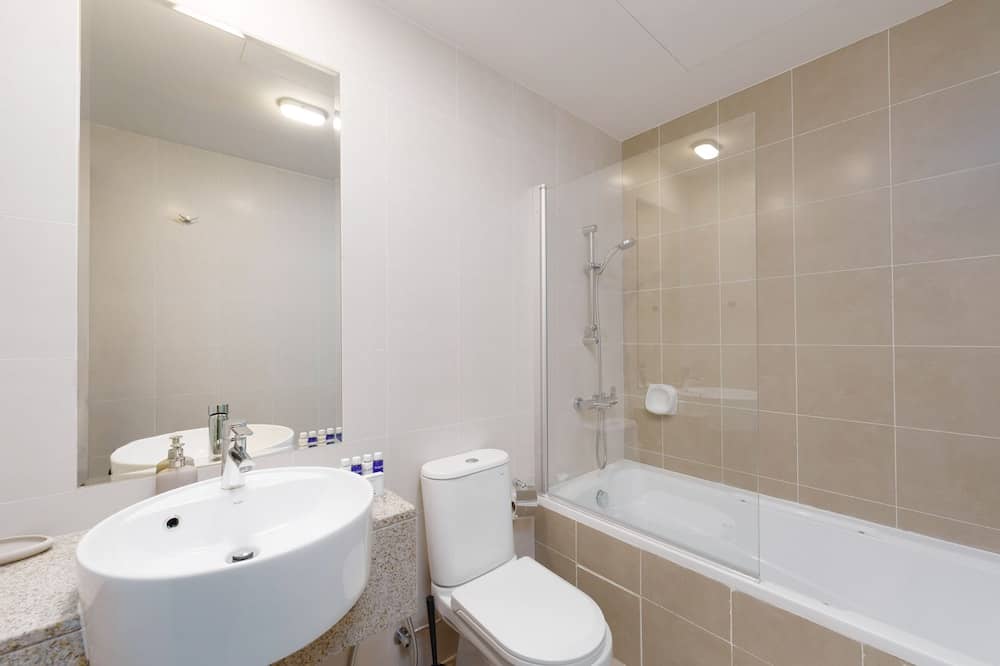 Maison Privee - Elegant and Panoramic Sea View Apt on Al Reem Island — 5
