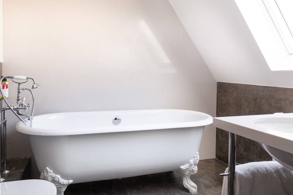 Hôtel de Montesquieu — 4