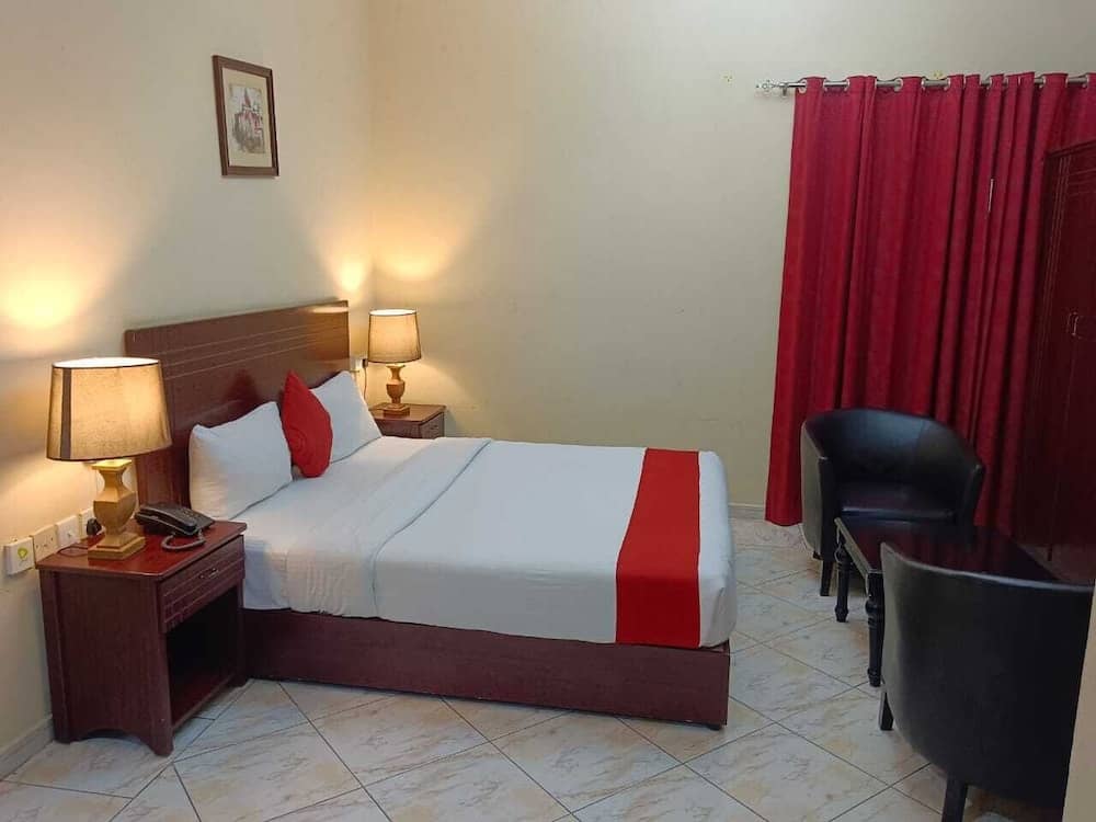 RUWI BEACH HOTEL APARTMENTS — 4