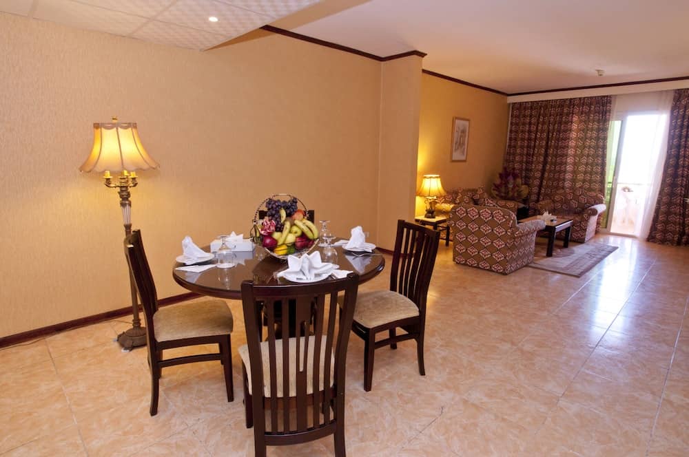 Aracan Hotel — 4