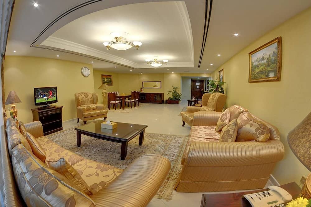 Deira Suites Hotel Apartment — 2