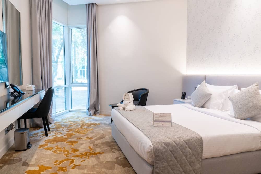 eStay Hotel — 2