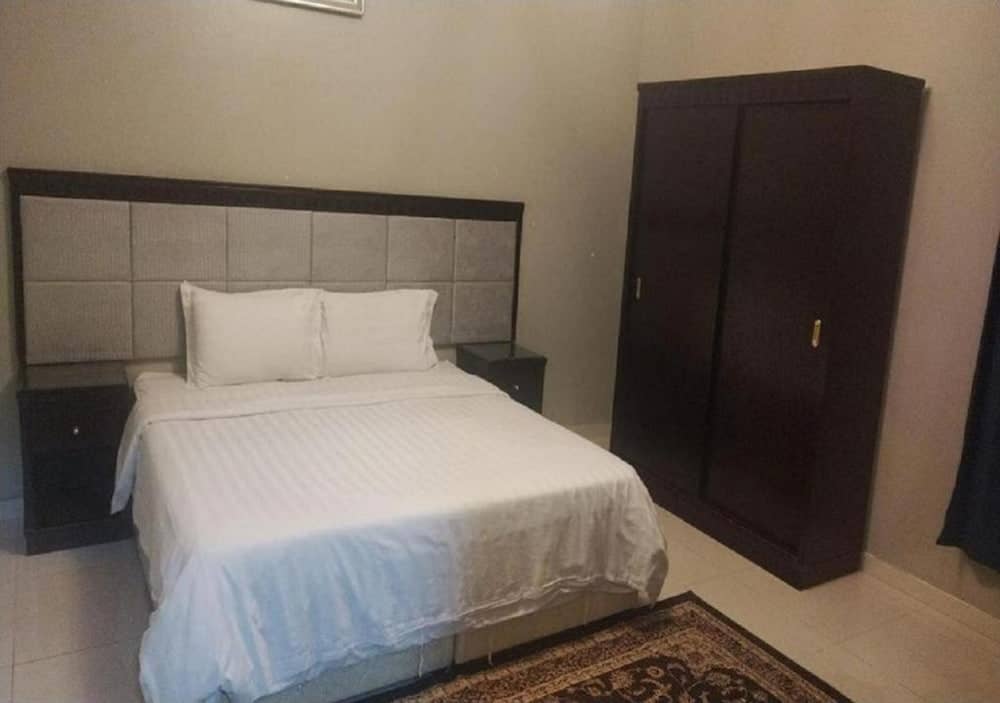 Al Forsan Hotel Suites — 2
