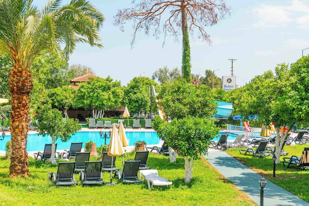 Belpoint Beach Hotel — 2