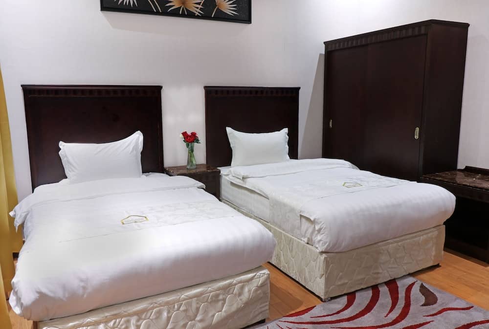 Orans Suites 4 — 3