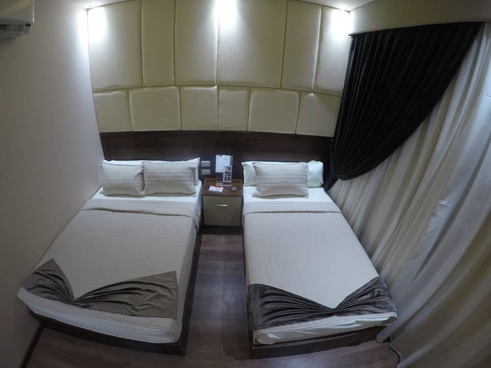 Grand City Hotel — 3