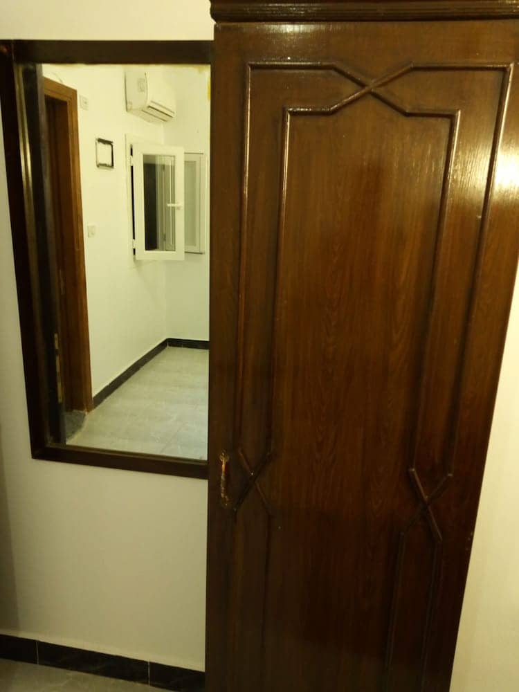Sydna All Hussain Hotel — 2