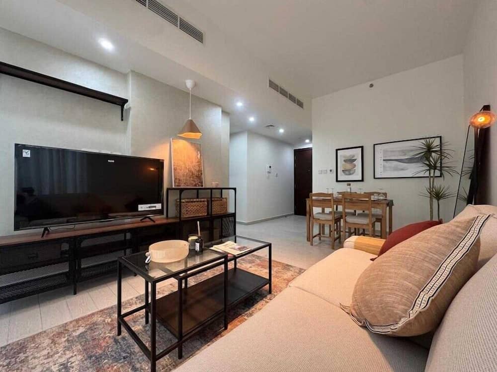 Luxury 1-bedroom fully furnished Lifeline apartment — 3