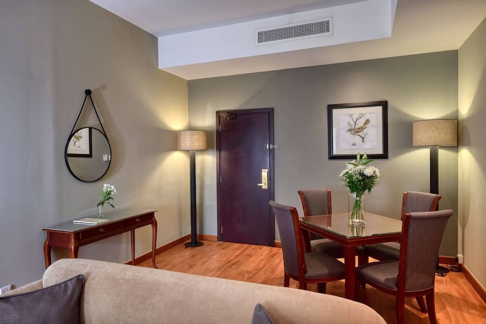 Majestic City Retreat Hotel — 5