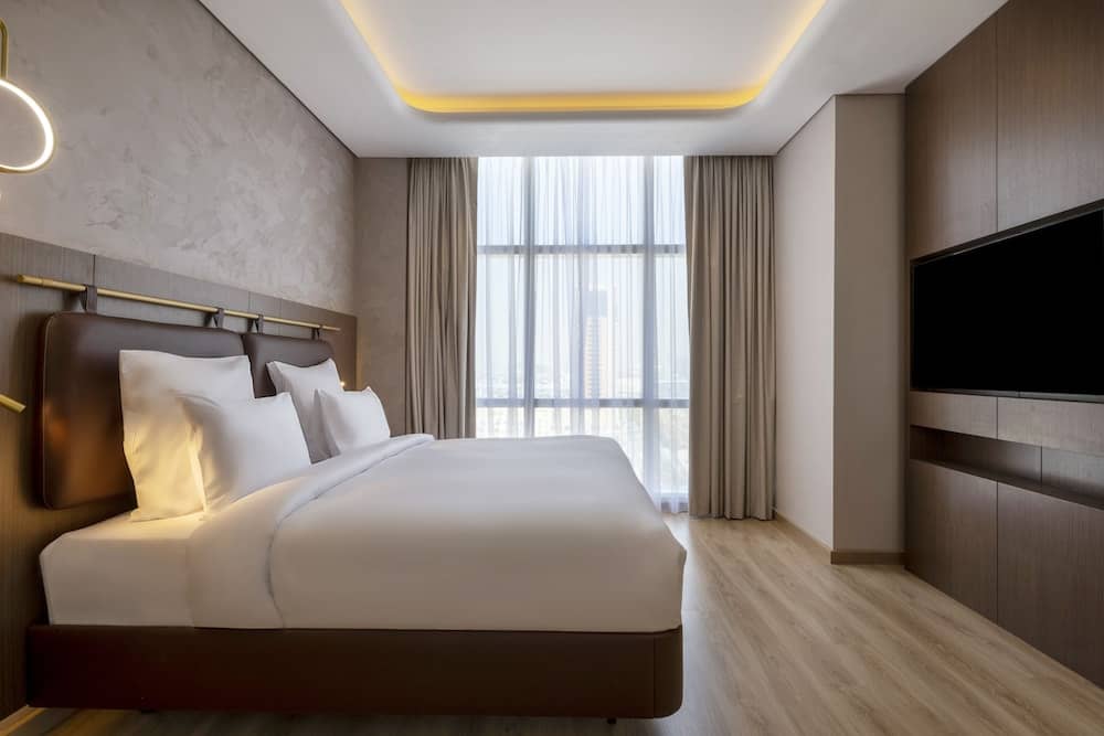 Mövenpick Hotel Jumeirah Village Triangle — 3