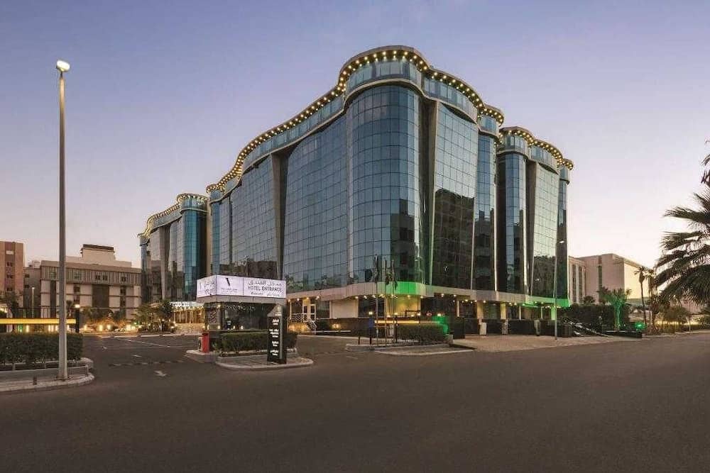 Sunday Red Sea Fountain Alhamra Formerly Vivid Plaza Hotel