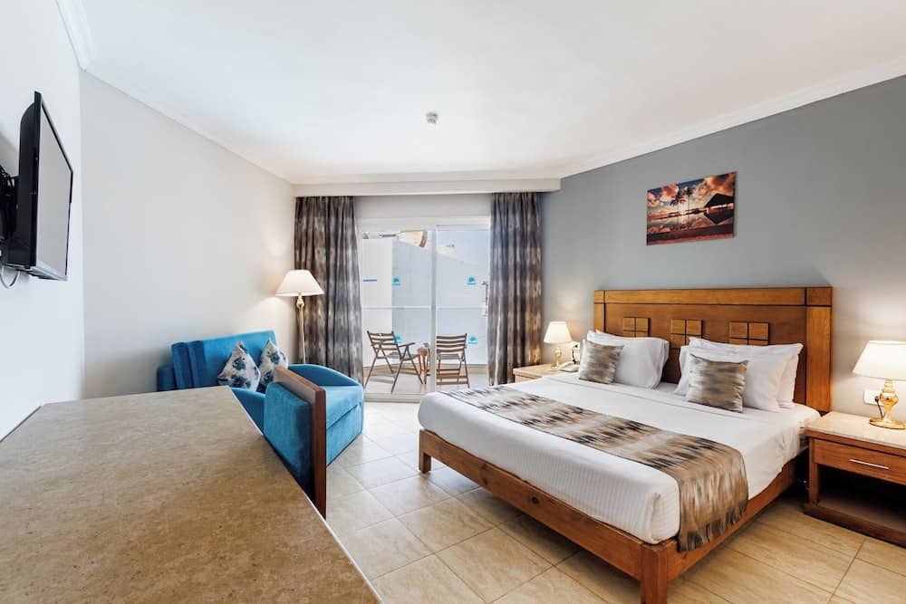 SUNRISE Solara Aqua park Resort — 3