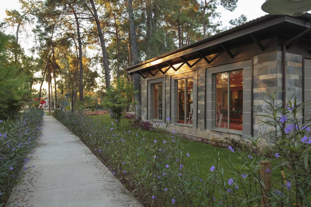 Kimeros Park Holiday Village — 3