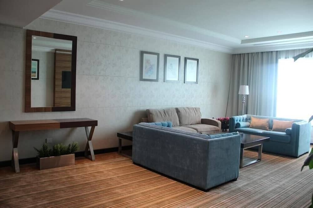 Rawda Suites Hotel — 2