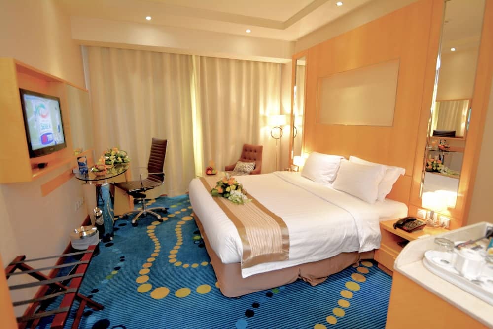 Dabab Hotel by Warwick — 4