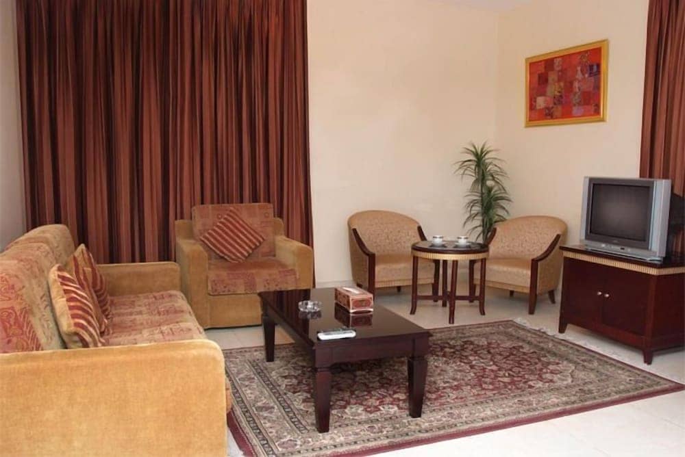 Al Sharq Hotel — 3
