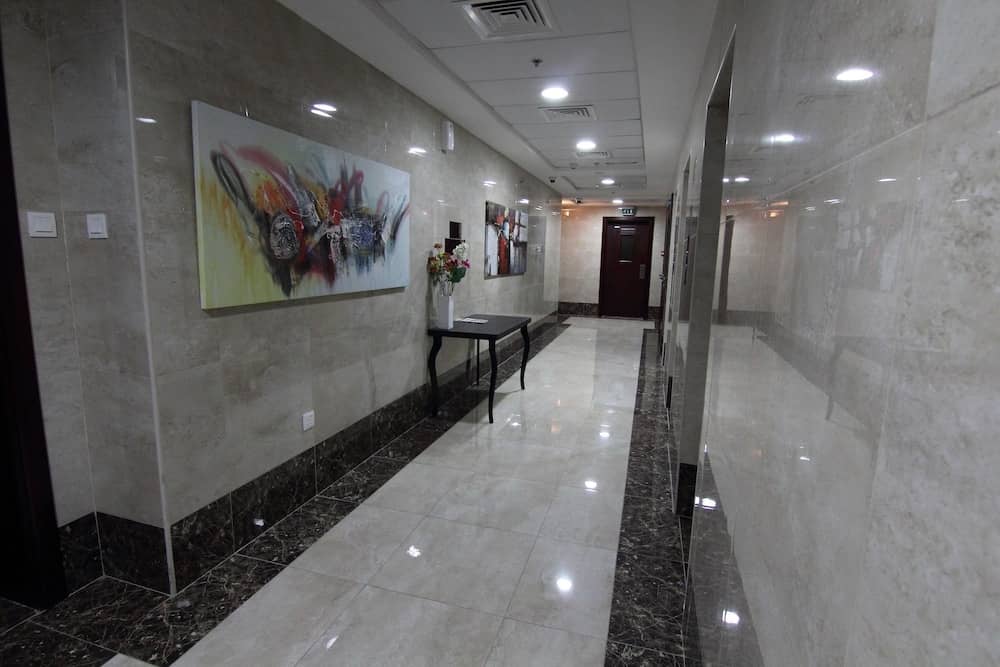 Home to Home Hotel Apartments — 5
