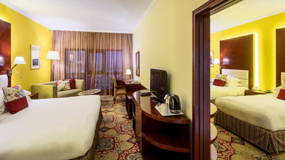 Coral Dubai Deira Hotel — 5