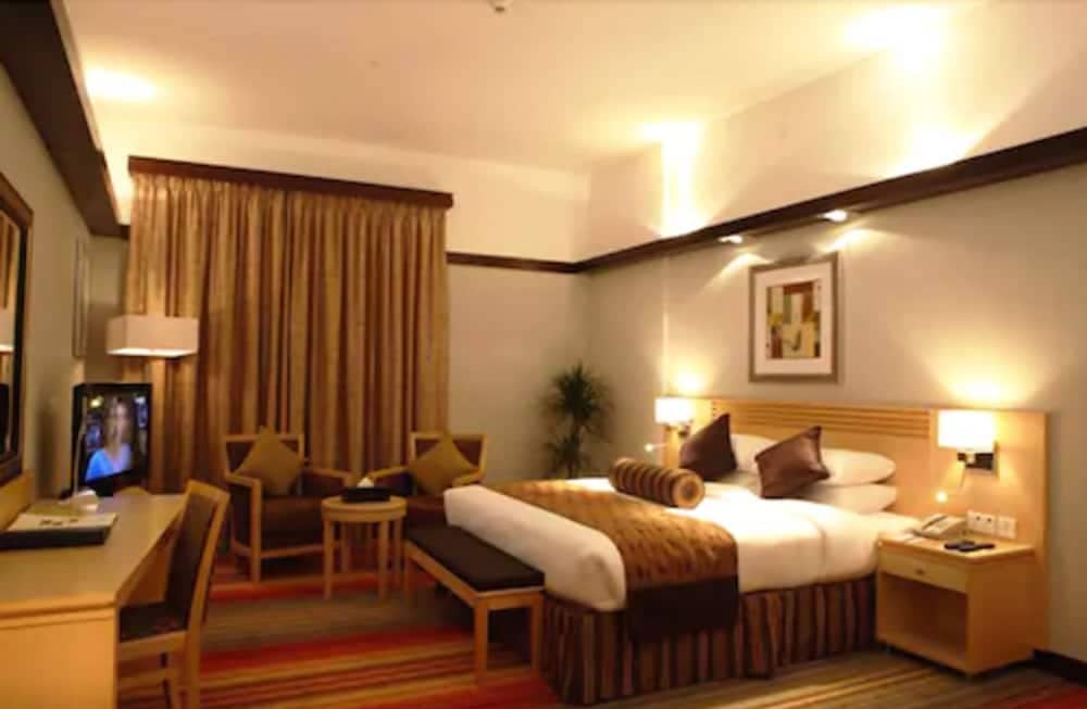 L' Arabia Hotel Apartments — 2