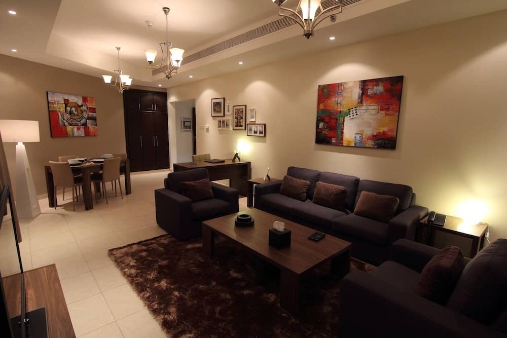 Home to Home Hotel Apartments — 3