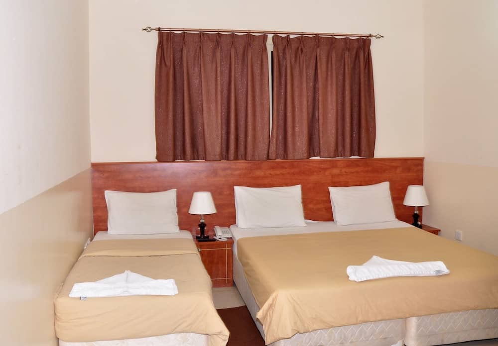 Africana Hotel — 2