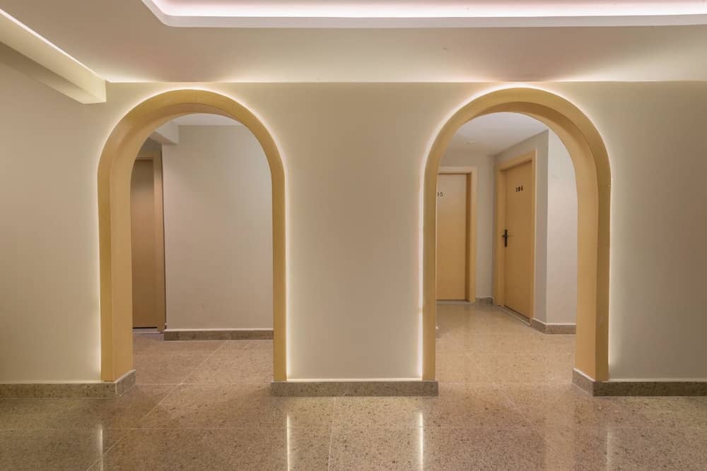 Elegance Grand City Hotel — 5