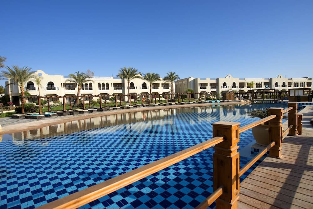 SUNRISE Arabian Beach Resort - Posh Club — 3