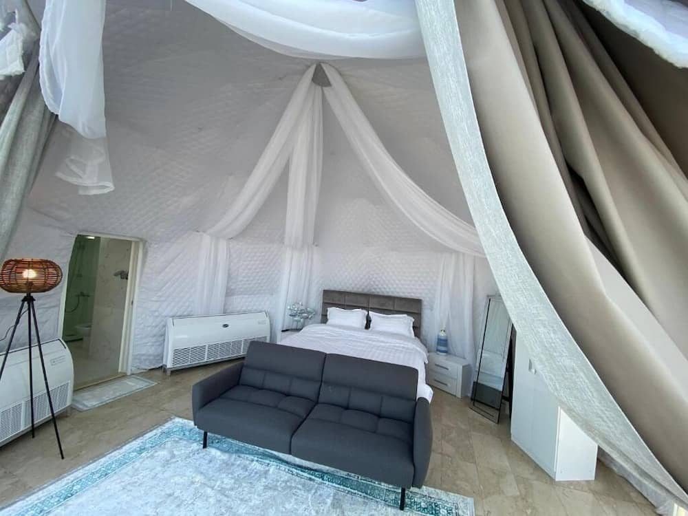 Turquoise Resorts — 3