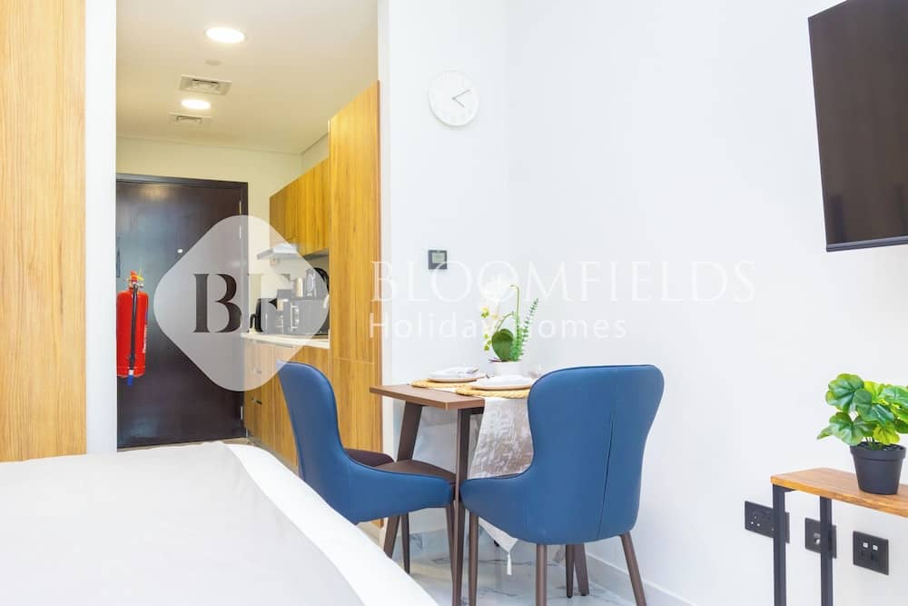 Bloomfields Royal STU Al Maryah Island — 2